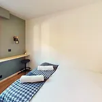Διαμέρισμα Bright, Warm 2br 2min To Gondola, Private Garden *