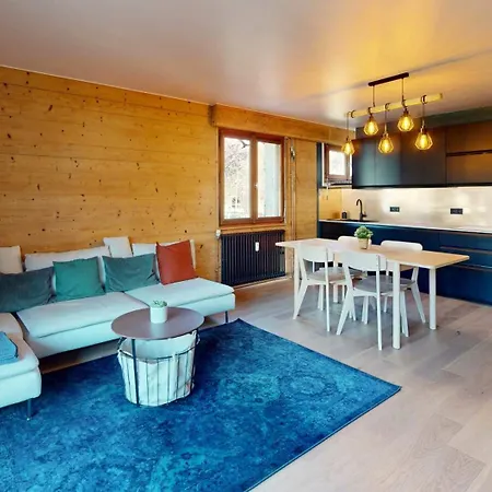 Διαμέρισμα Bright, Warm 2br 2min To Gondola, Private Garden